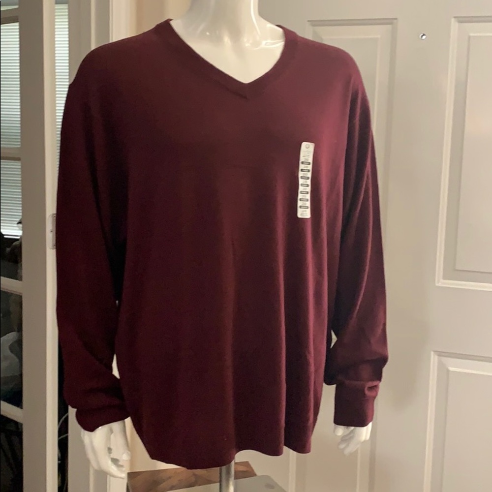 Turnberry Pull Over V-Neck Extra Fine Merino Wool Burgundy Long Sleeve Sweater